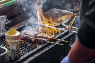 Imagem referente à matéria: Um por mês e sem hora para acabar. Pesquisa mostra como é o churrasco do brasileiro