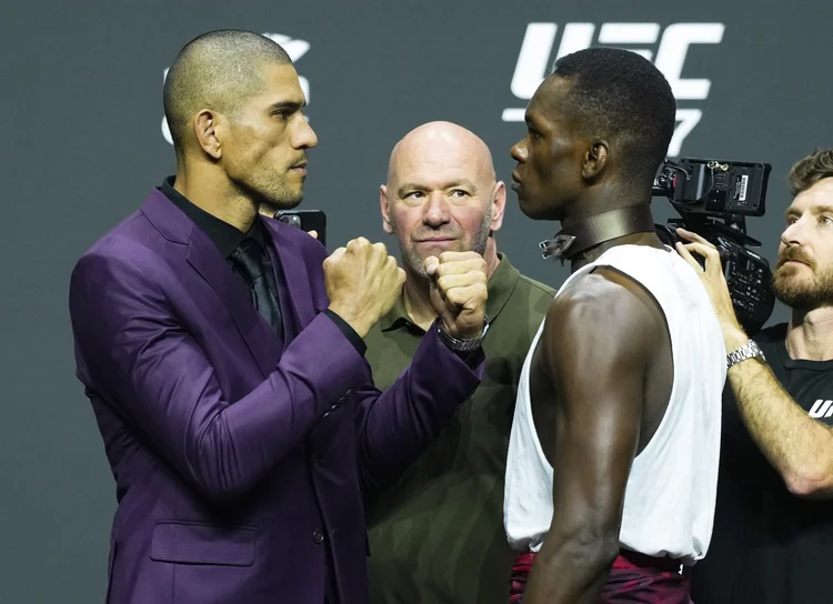 MIAMI, FLORIDA - APRIL 06: (L-R) Opponents Alex Pereira of Brazil and Israel Adesanya of Nigeria face off during the UFC 287 press conference at Miami-Dade Arena on April 06, 2023 in Miami, Florida. (Photo by Jeff Bottari/Zuffa LLC via Getty Images) (Jeff Bottari/Getty Images)