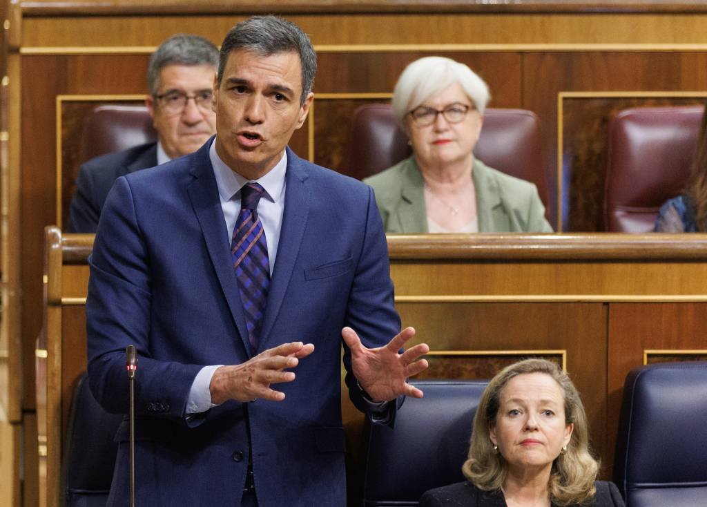 Ao mesmo tempo, Sánchez renovou apoio à Palestina, e indicou que Madri poderá reconhecer o Estado palestino de forma unilateral (Eduardo Parra/Europa Press/Getty Images)