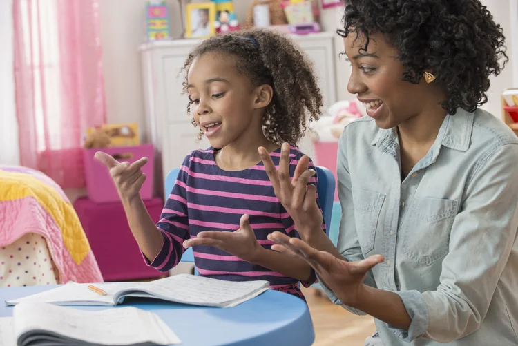 Libras é a Língua Brasileira de Sinais (iStock/Getty Images)