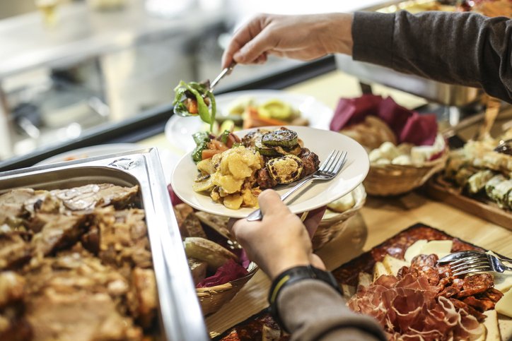 Sodexo diz que o tempo de consumo do Vale Refeição encurtou; saiba como economizar