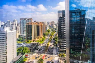Brasil sobe quatro posições em ranking global de competitividade, mas segue entre piores posições
