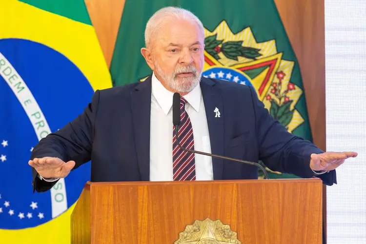 Se tiver de fazer dívida, vamos fazer dívida", afirmou Lula, acrescentando que não "podemos é fazer dívida para pagar dívida" (Fabio Rodrigues-Pozzebom/Agência Brasil)