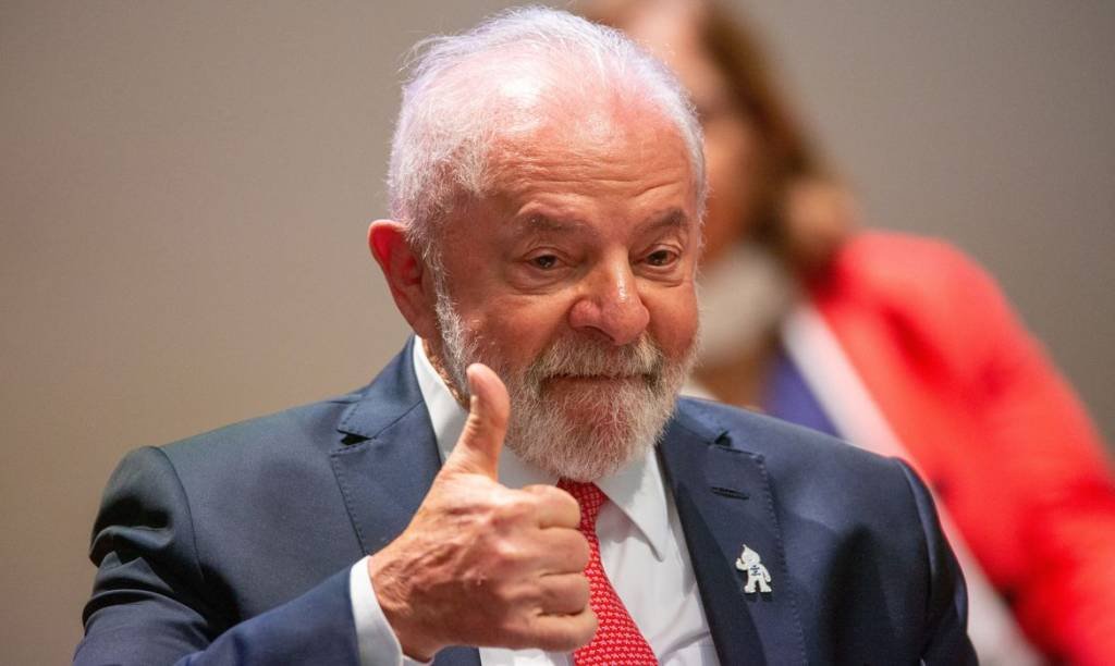 Lula destaca 10 anos da PEC das Domésticas