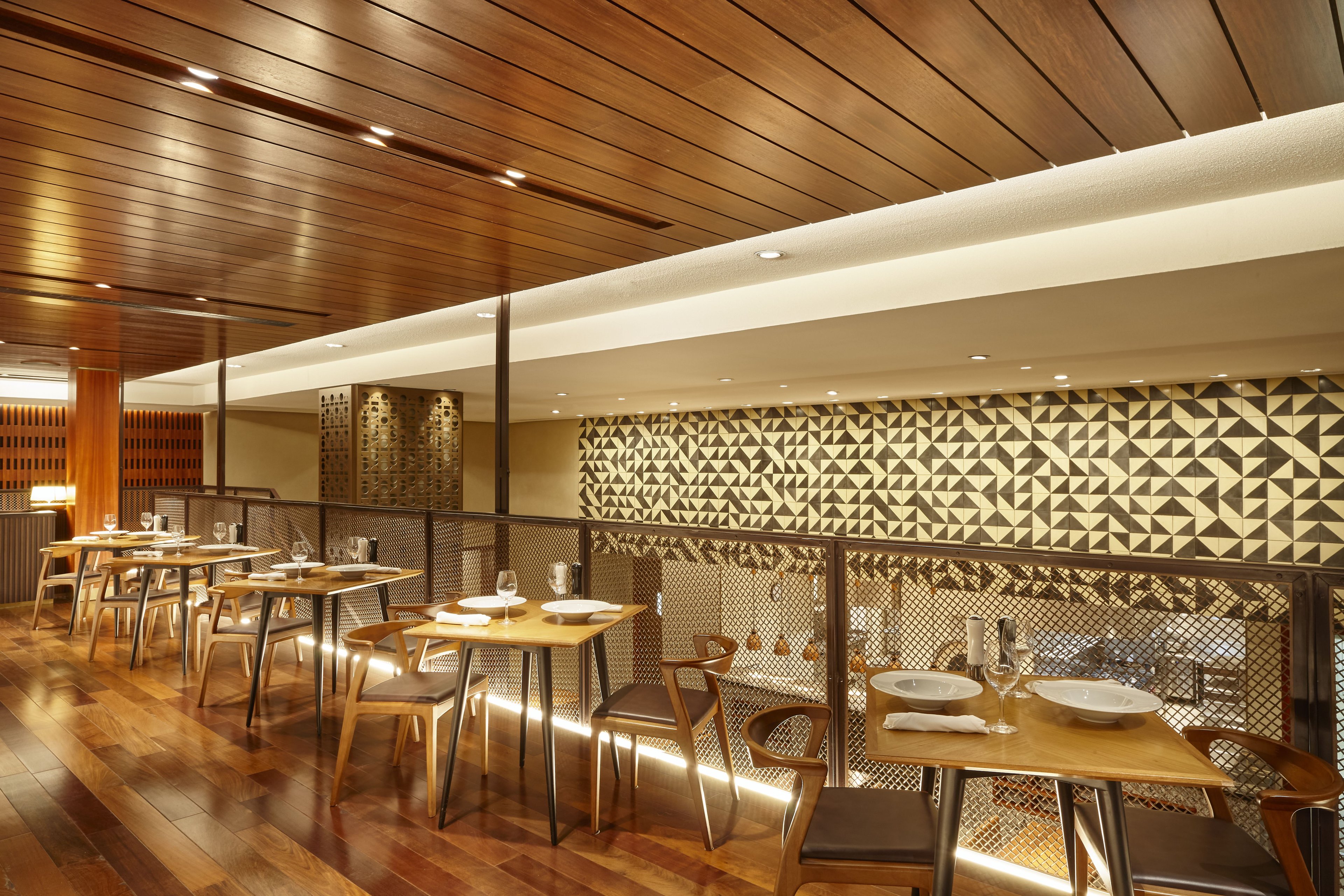 SAOJW_RESTAURANT_02
