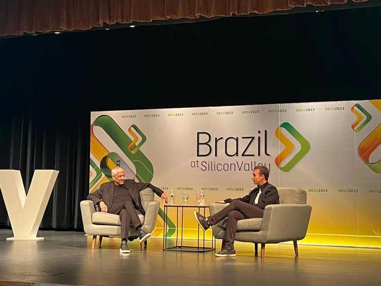 Vinod Khosla, durante a Brazil at Silicon Valley 2023: "Você não pode estar confortável com seu salário e dizer que é empreendedor" (Maria Clara Dias/Exame)