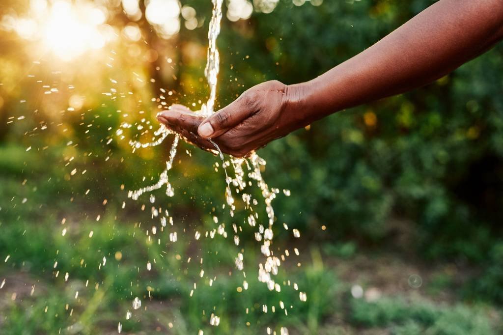 Censo 2022: Pará, Amapá e Rondônia ainda têm menos da metade da população com água encanada