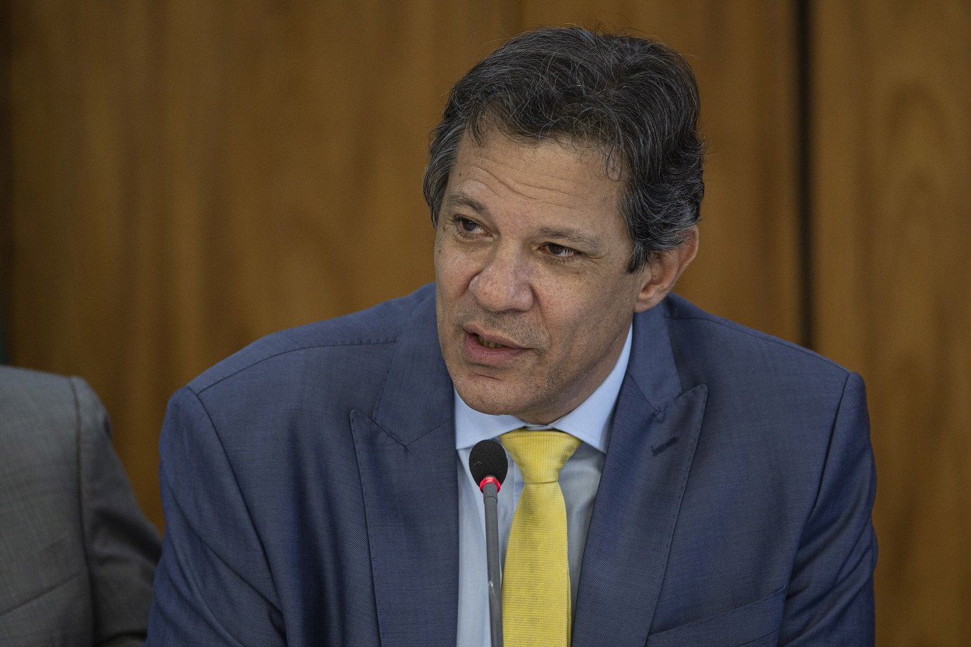 Eu não conheço a Shein, diz Haddad sobre taxação de compras no exterior