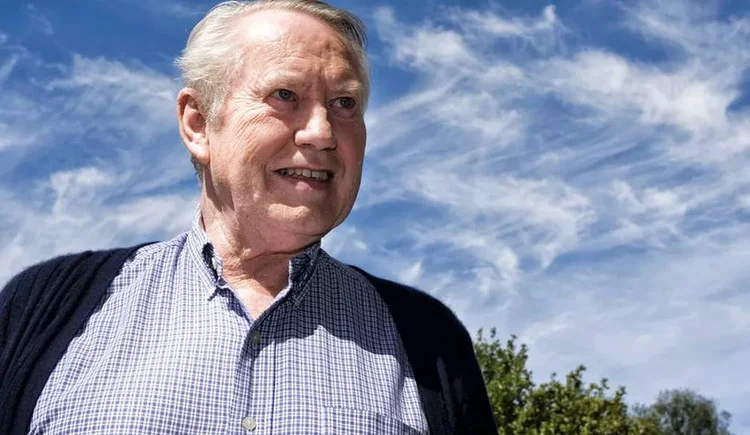 Charles “Chuck” Feeney: bilionário fundador das lojas Duty Free doou toda a sua fortuna (Atlantic Philanthropies/Divulgação)