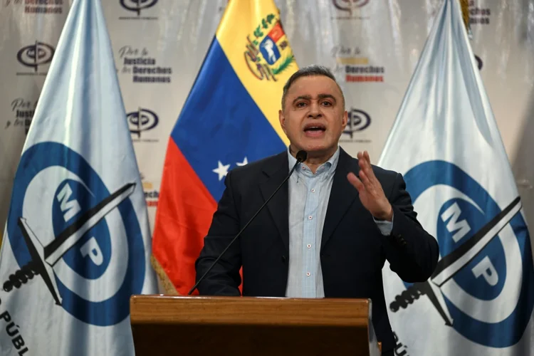 O deputado Hermann Escarrá falou em até 23 bilhões, embora tenha negado posteriormente essa versão (AFP/AFP Photo)