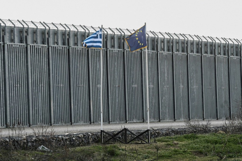 Grécia quer expandir sua cerca anti-imigração na fronteira com a Turquia