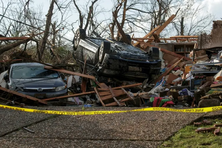 Os tornados são comuns no país, sobretudo nas regiões centro e sul. (AFP/AFP Photo)