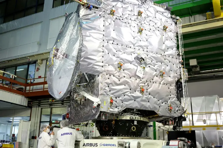 Juice: com cerca de 6,2 toneladas, a sonda levará dez instrumentos científicos ao espaço (AFP/AFP)