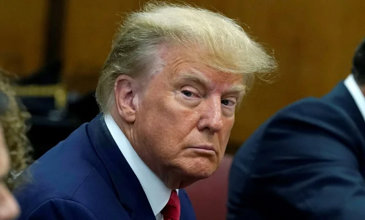 Donald Trump: entenda o julgamento por estupro e difamação contra o ex-presidente americano (AFP/AFP Photo)