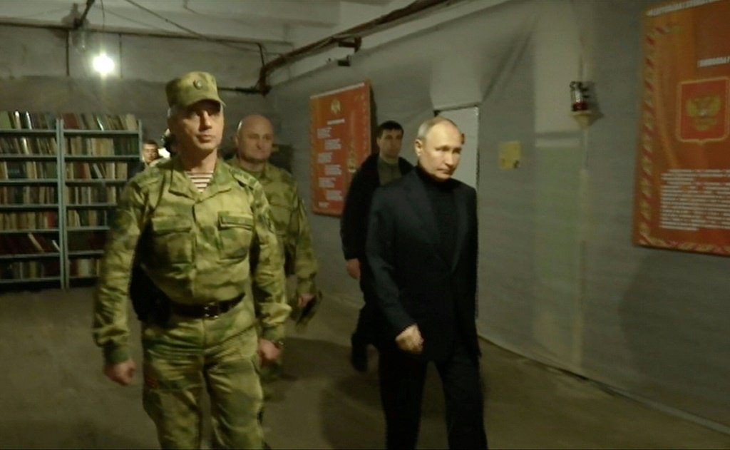 Kremlin anuncia visitas de Putin às regiões ucranianas de Kherson e Lugansk