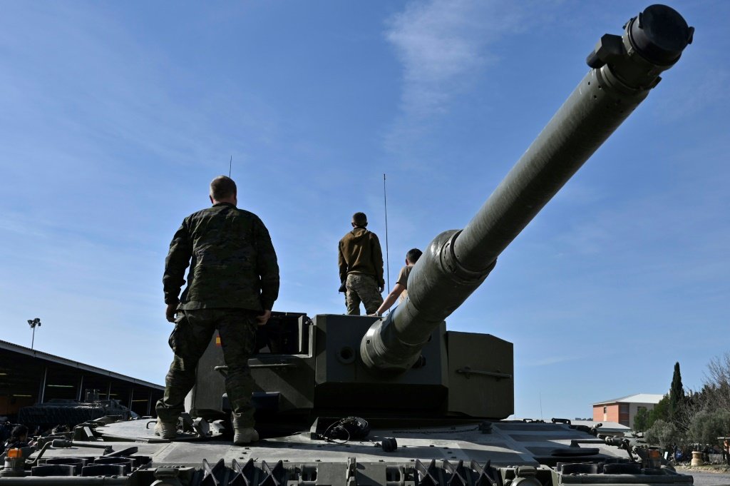 Gasto militar na Europa alcançou em 2022 seu maior nível desde a Guerra Fria