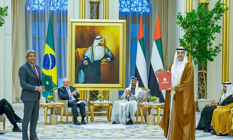 Lula e xeique Mohammed bin Zayed al-Nahyan, emir de Abu Dhabi (Ricardo Stuckert/PR/Agência Brasil)