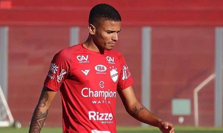 CPI das Apostas Esportistas: Romário foi banido do futebol (Vila Nova Futebol Clube/Facebook/Agência Brasil)