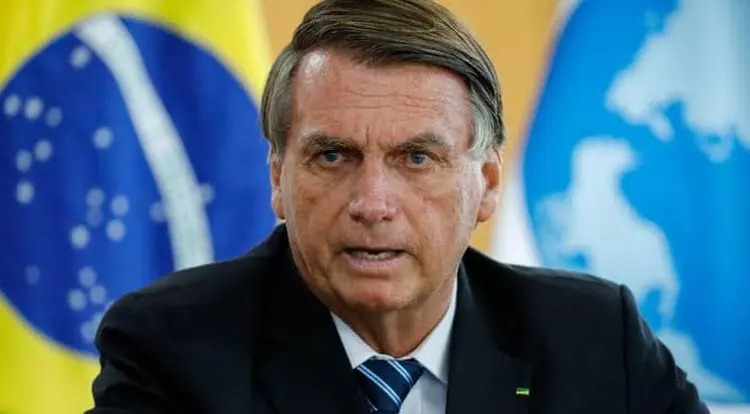 Além de Bolsonaro, ex-deputado Daniel Silveira também deverá ser ouvido (Jair Bolsonaro/ Facebook/Reprodução)