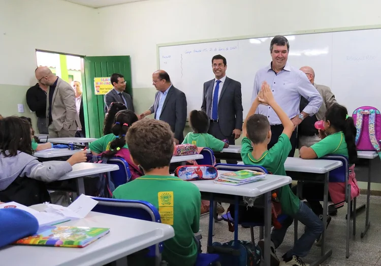 Dos R$ 53 milhões destinados ao programa, R$ 45 milhões virão do caixa estadual e R$ 7,9 milhões do governo federal (Eduardo Riedel/ Facebook/Reprodução)