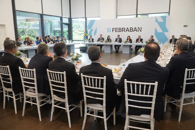 A Febraban realiza o levantamento a cada 45 dias, logo após a divulgação da ata da reunião do Copom (Febraban/Flickr)