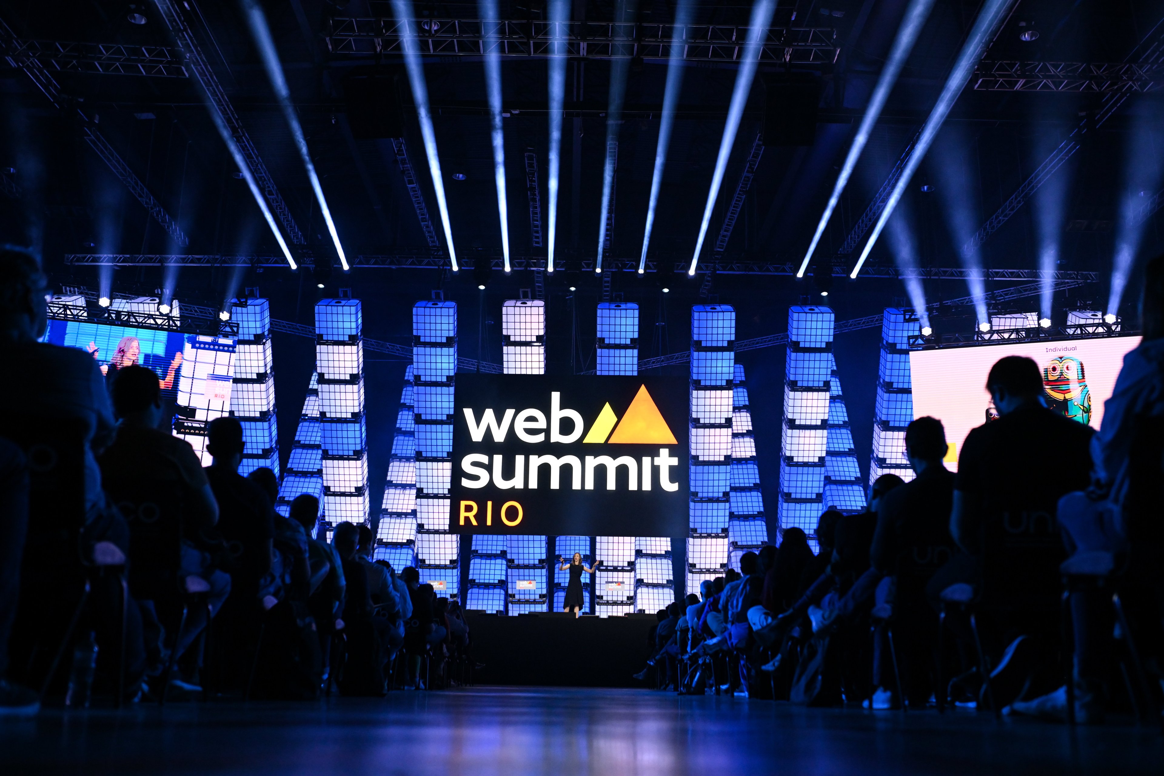 hero_Por que o uso da inteligência artificial foi "O" assunto do Web Summit Rio e mais destaques do evento