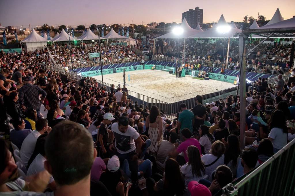 País do Beach Tênis? Brasil atrai melhores atletas do mundo na modalidade