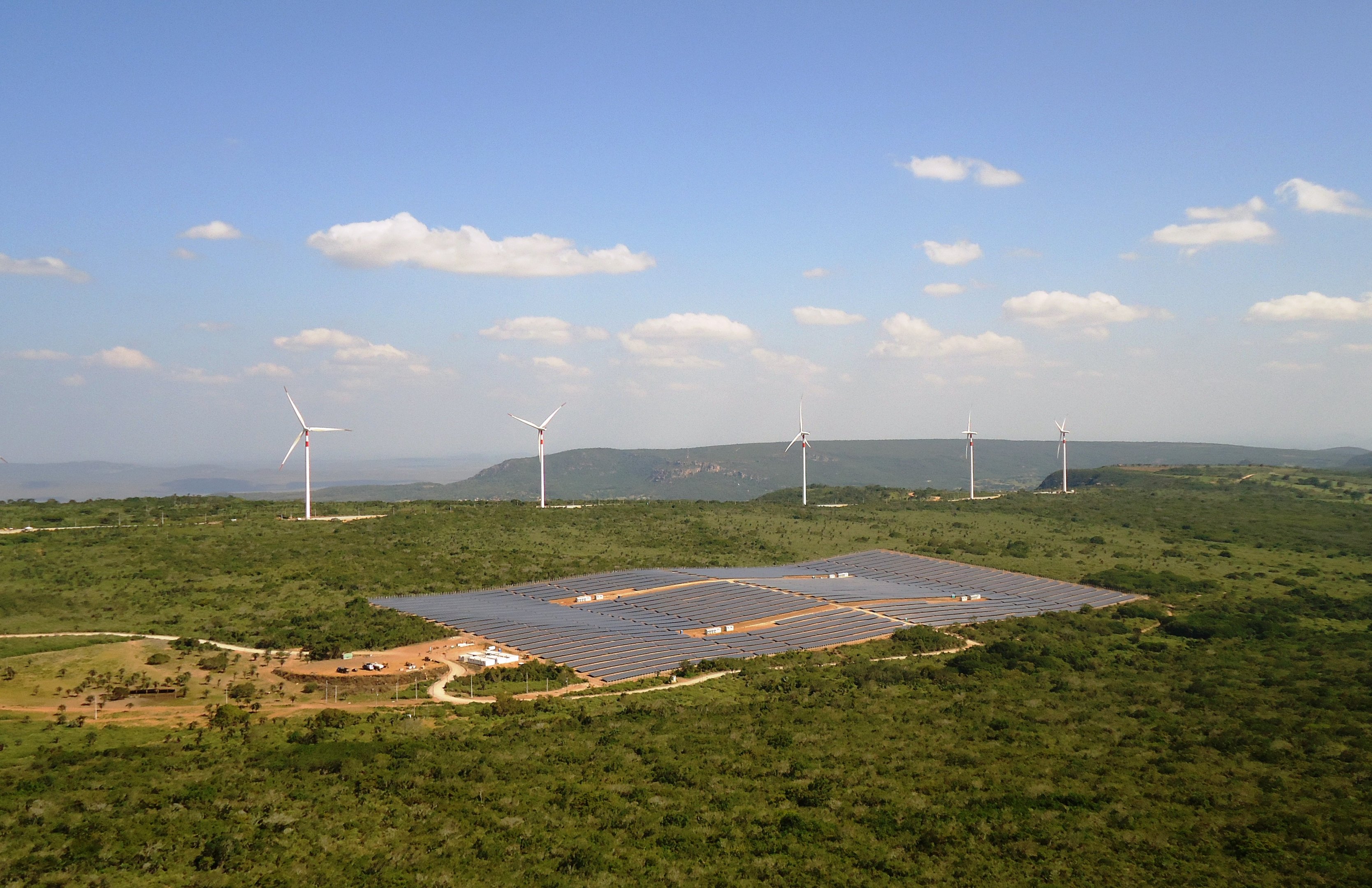 Indústria, serviços e comércio podem ter mais economia na conta de luz