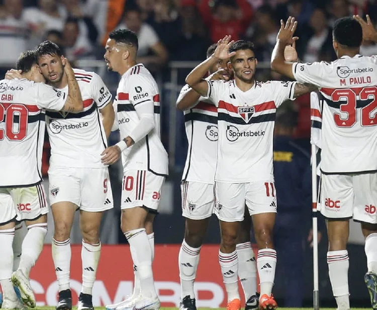 Veja onde assistir a partida do São Paulo no Brasileirão (Rubens Chiri e Paulo Pinto / saopaulofc/Reprodução)