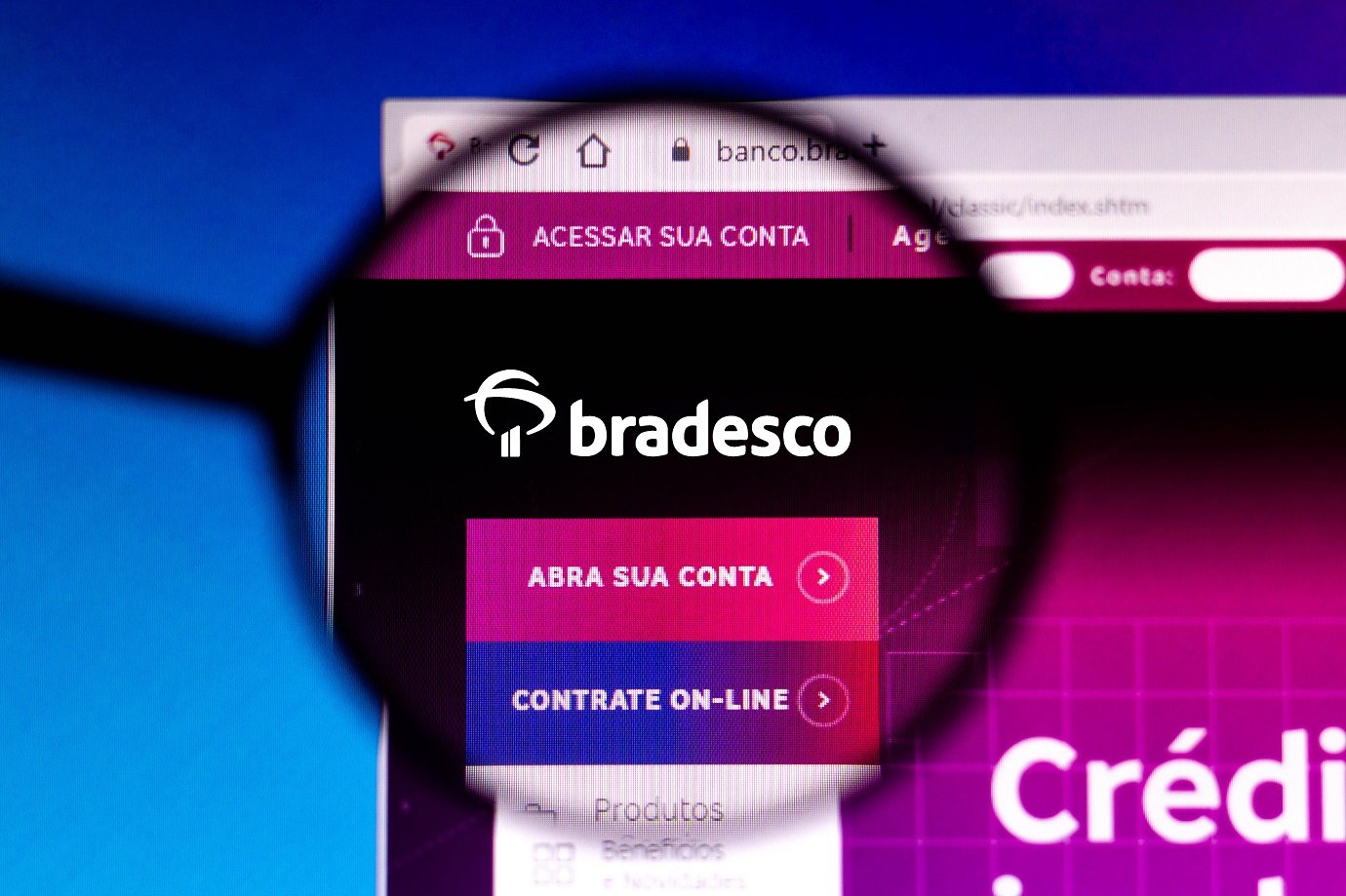 Bradesco fora do ar? Clientes reclamam de problemas no app do banco