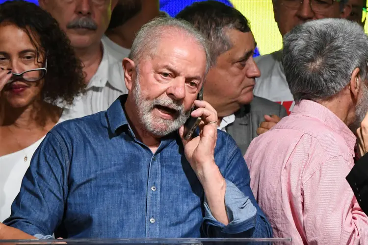 SAO PAULO, BRAZIL - OCTOBER 30: Candidate Luiz Inácio Lula Da Silva speaks by phone after being elected president of Brazil over incumbent Bolsonaro by a thin margin on the runoff at Intercontinental Hotel on October 30, 2022 in Sao Paulo, Brazil. Brazil electoral authority announced that da Silva defeated incumbent Bolsonaro and will rule the country from 2023 to 2027.(Photo by Daniel Munoz/VIEWpress) (Daniel Munoz/Getty Images)