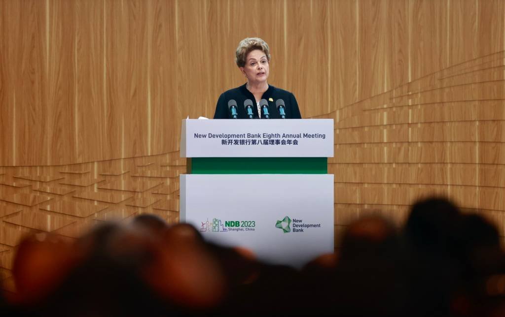 Brics: Dilma Rousseff, vai ampliar seu número de participantes como uma estratégia para ter mais recursos (Zhao Yun/Getty Images)
