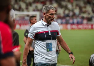 Santos acerta com Vojvoda para ser o novo técnico