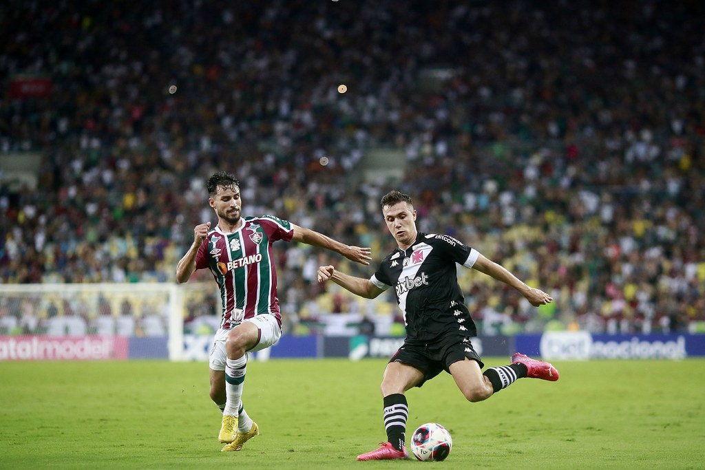 Após derrota na última rodada para o Fortaleza, o Fluminense entra em campo buscando retomar o caminho das vitórias (Daniel Ramaho / Vasco/Reprodução)