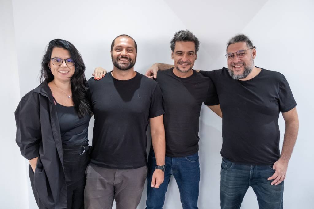 Fundadores da uMode: startup que leva IA para o varejo de moda capta R$ 2,7 milhões (uMode/Divulgação)