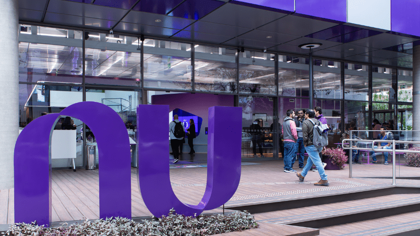 Nubank reconsidera a Argentina: "É impossível ignorar o que Milei está fazendo", diz Vélez