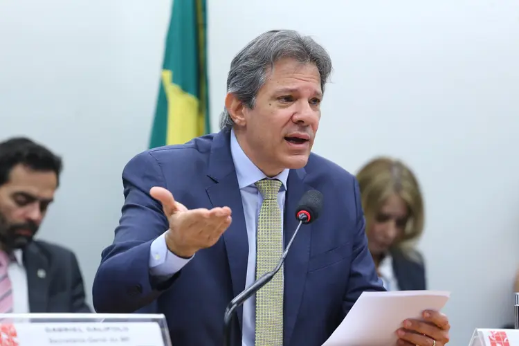 Haddad: ministro afirma que não conversou com Lula sobre novo programa (Vinicius Loures/Câmara dos Deputados/Agência Câmara)