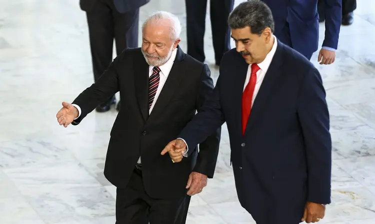 Os presidentes Lula e Nicolás Maduro, durante encontro em 2023 (Marcelo Camargo/Agência Brasil)