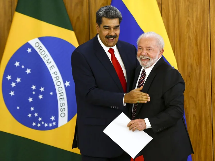 O presidente Luiz Inácio Lula da Silva recebe o presidente da Venezuela, Nicolás Maduro, no Palácio do Planalto, em 2023 (Marcelo Camargo/Agência Brasil)