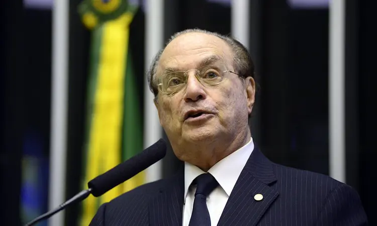 Maluf: parte do dinheiro desviado por Maluf nos anos 1990, na época em que era prefeito, foi utilizado para comprar ações da Eucatex, empresa que pertence à família (gustavo lima/Agência Câmara)