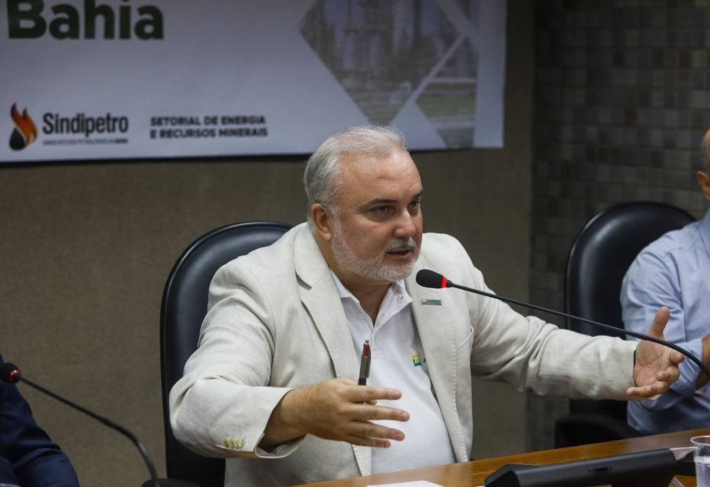 Presidente da Petrobras diz que atendeu a novas exigências do Ibama e aguarda resposta do órgão