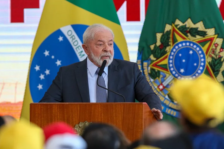 Brasília - 28/06/2023 O presidente Luiz Inácio Lula da Silva e o ministro do Desenvolvimento Agrário e Agricultura Familiar, Paulo Teixeira, anunciam o Plano Safra da Agricultura Familiar 2023/2024 Foto: Fabio Rodrigues-Pozzebom/ Agência Brasil (Fabio Rodrigues-Pozzebom/Agência Brasil)