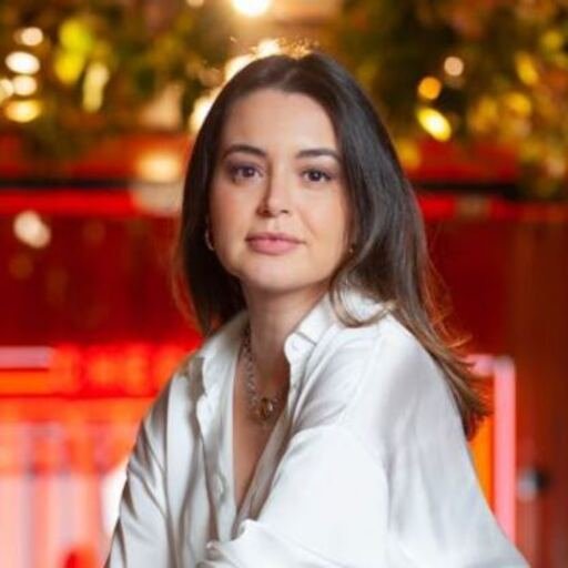 Izabela Anholett