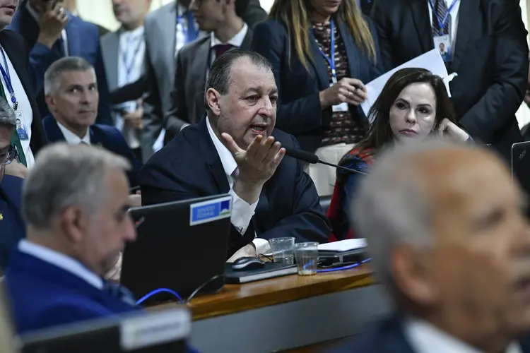 Arcabouço fiscal: relator rejeitou apelos de senadores por mais mudanças ao texto  (Geraldo Magela/Agência Senado/Flickr)