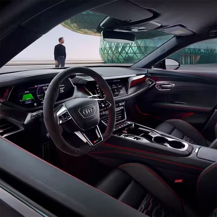 Interior do Audi etron RS GT