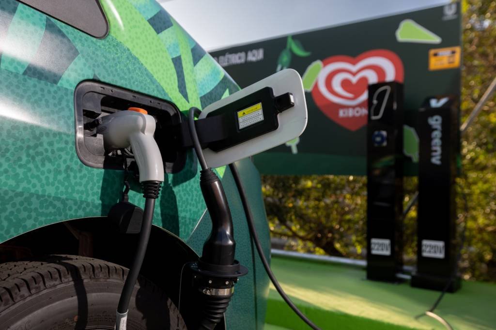 GreenV instala 29 pontos de carregamento para veículos elétricos da Kibon