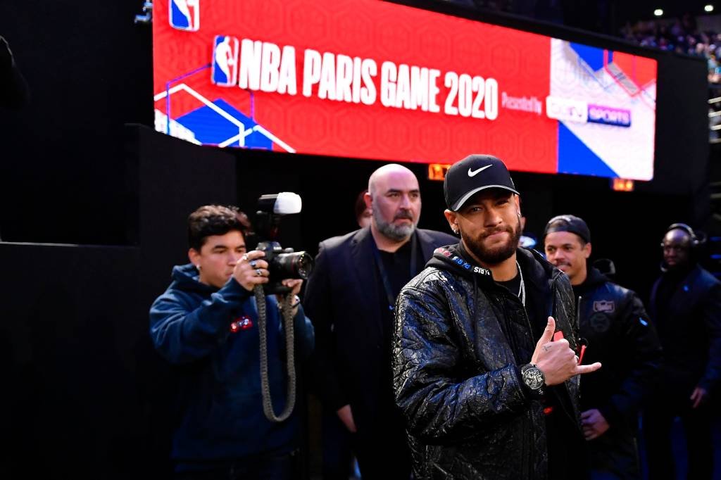 Em um vídeo publicado pelo perfil oficial da NBA no Brasil, Neymar aparece dizendo que está acompanhando as finais e reiterou sua torcida pelo Miami por conta de seu amigo (Aurelien Meunier/Getty Images)