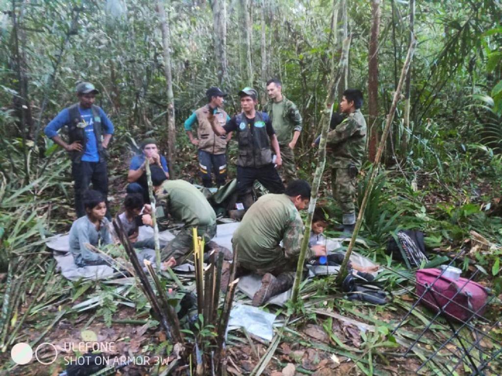 Crianças perdidas há 40 dias na Amazônia colombiana são encontradas vivas; entenda