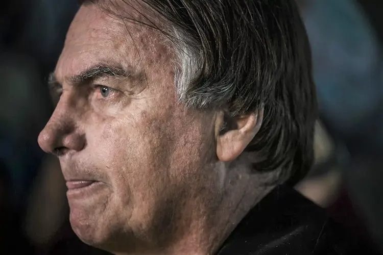 A quebra de sigilo foi determinada no âmbito da investigação sobre um esquema de venda de joias recebidas por Bolsonaro quando era presidente (Mauro Pimentel/AFP/Getty Images)