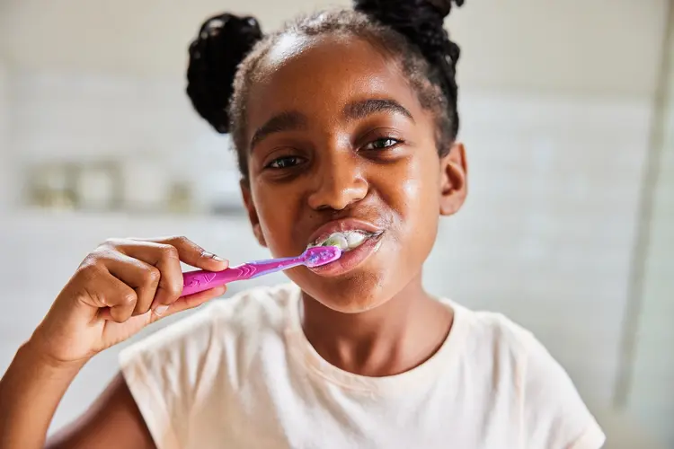 Seis dicas para escolher os produtos dentais corretos e manter a saúde bucal em dia (Goodboy Picture Company/Getty Images)